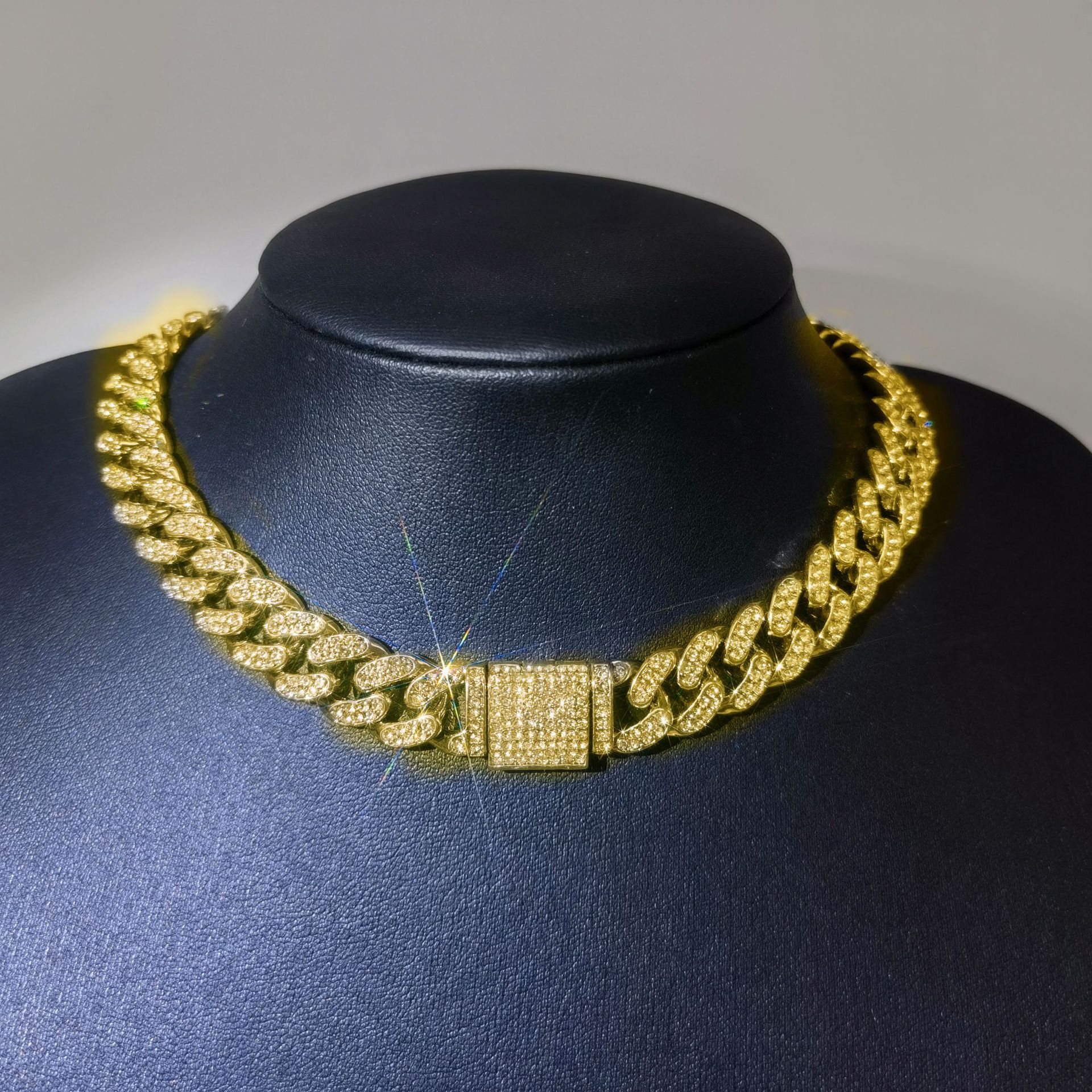 Cuban Link Chain-Gold